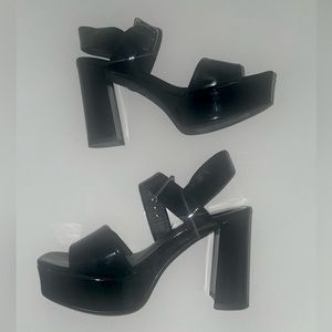 JEFFREY CAMPBELL BLACK HEELS Size 6